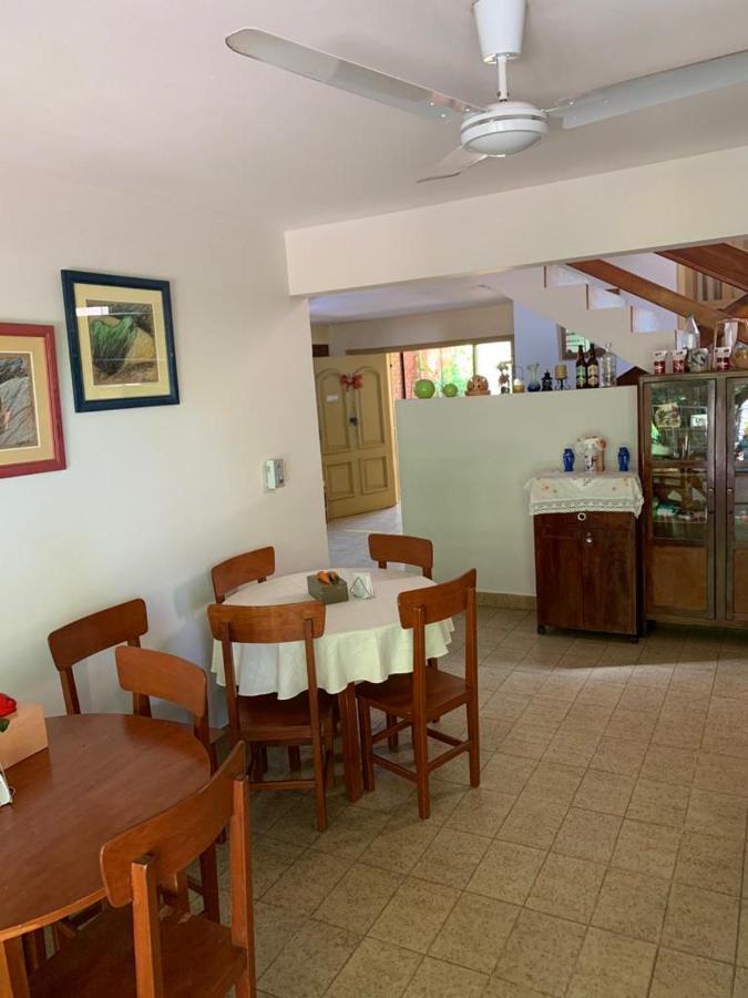 La Casa De Pedro Hostel Encarnación エクステリア 写真