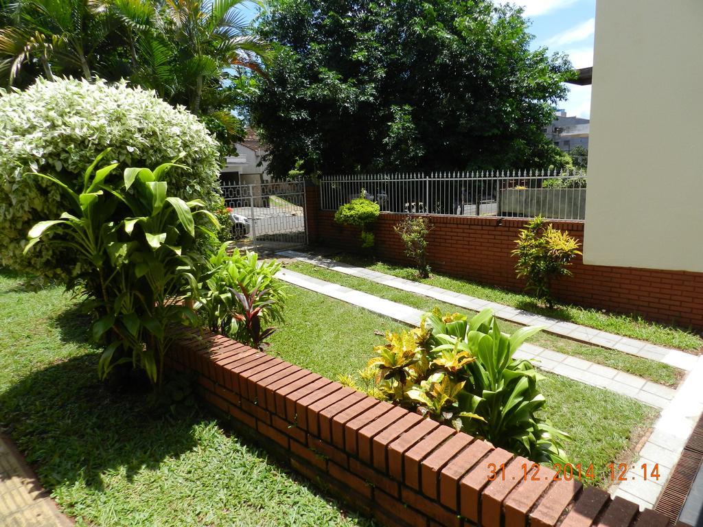 La Casa De Pedro Hostel Encarnación エクステリア 写真