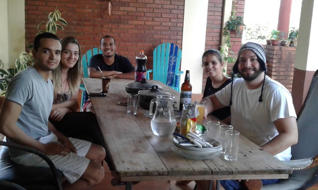 La Casa De Pedro Hostel Encarnación エクステリア 写真
